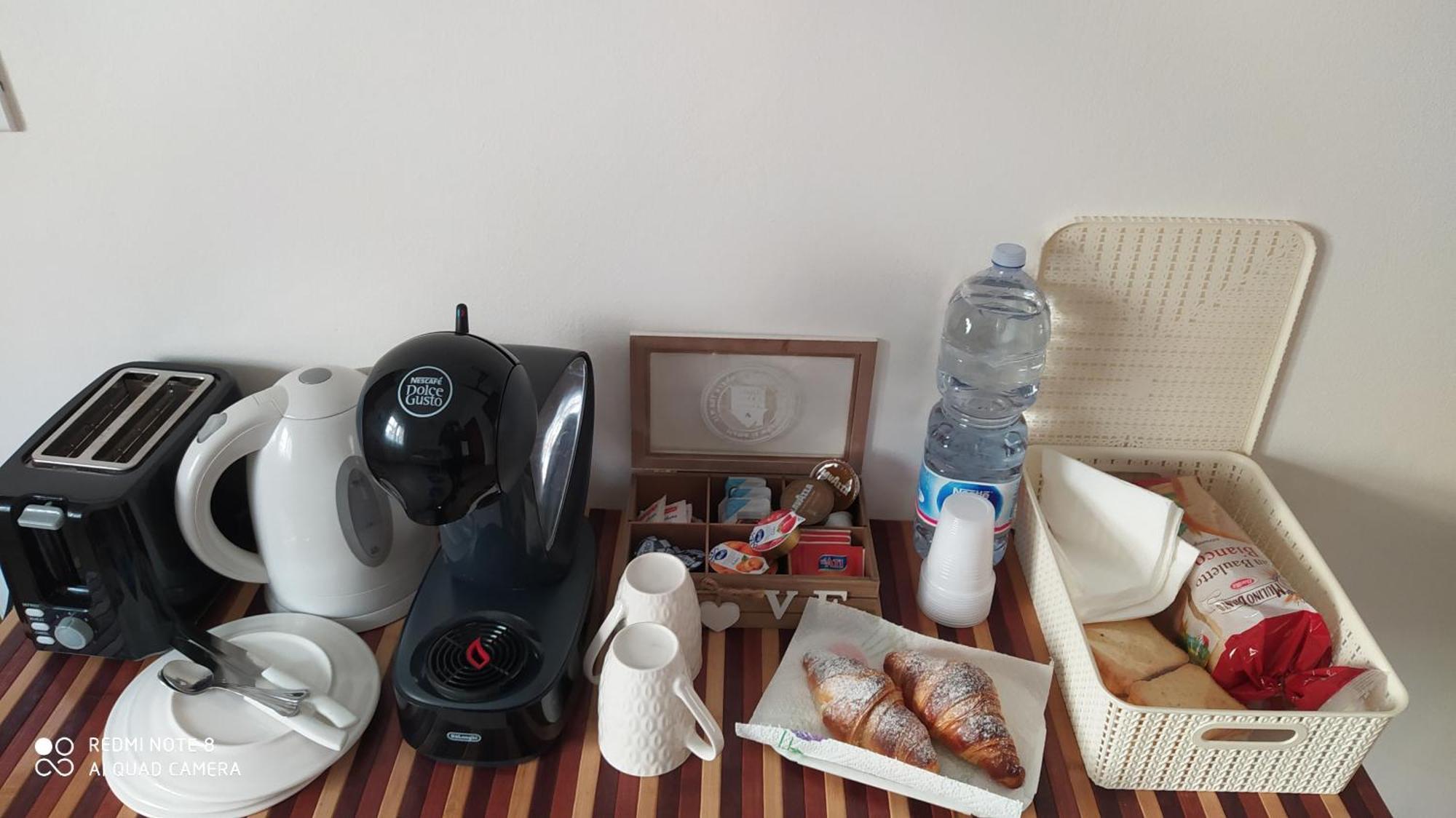 Bed & Breakfast Acquaviva Di Vullo Vincenzo Acquaviva Platani Стая снимка
