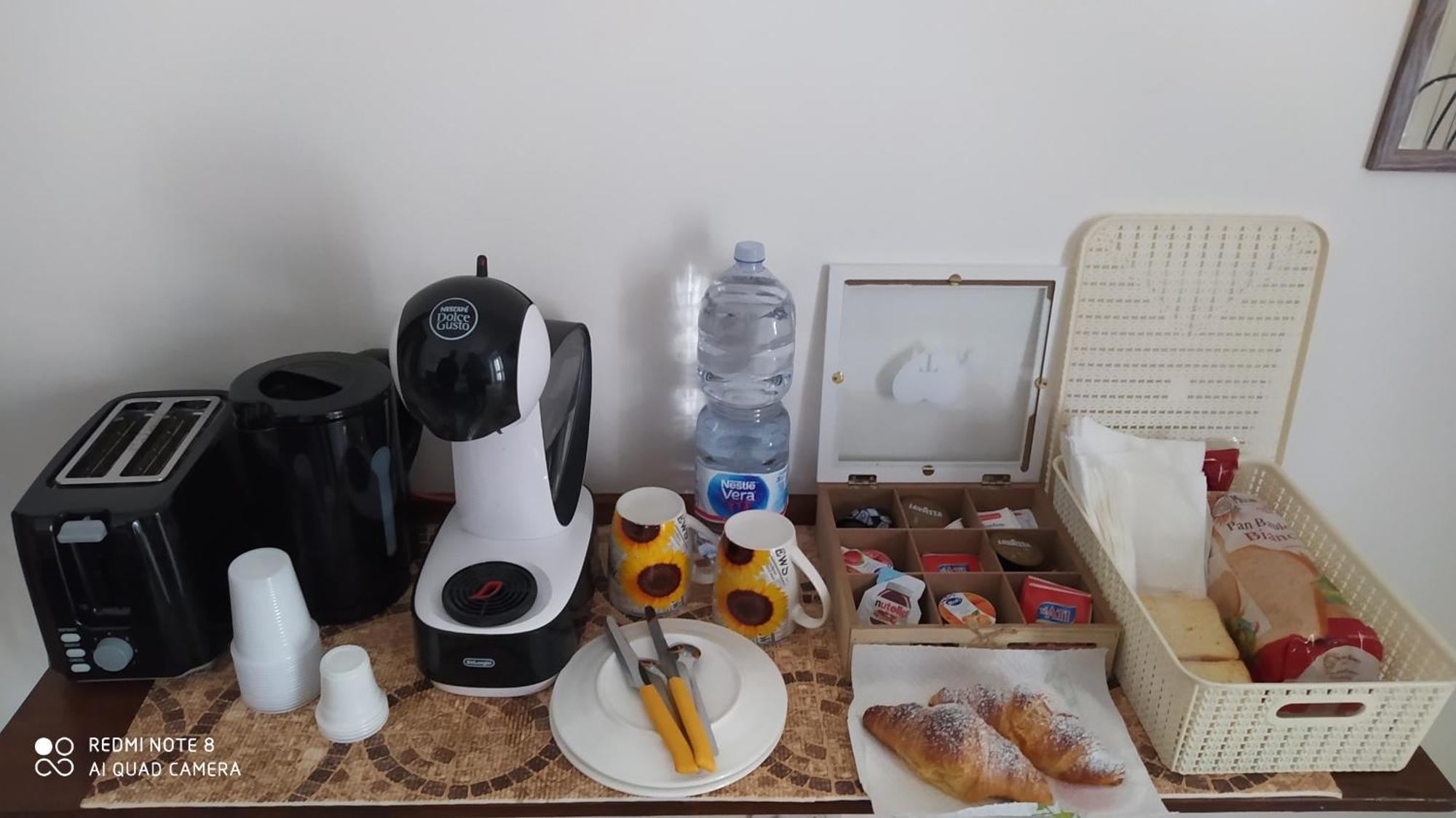 Bed & Breakfast Acquaviva Di Vullo Vincenzo Acquaviva Platani Стая снимка