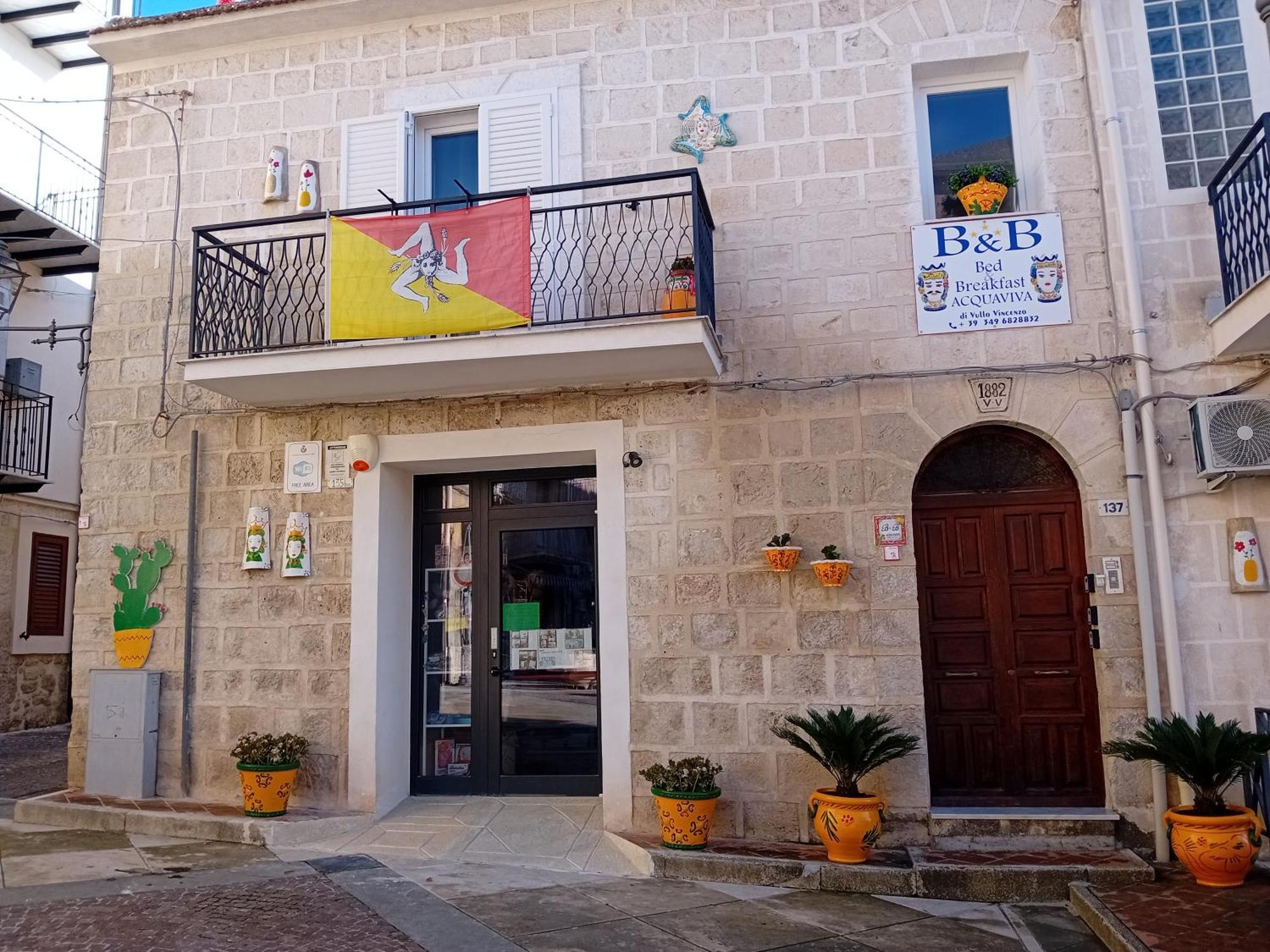 Bed & Breakfast Acquaviva Di Vullo Vincenzo Acquaviva Platani Екстериор снимка
